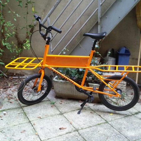 velo le petit porteur orange